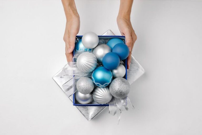 Что можно подарить на рождение сына