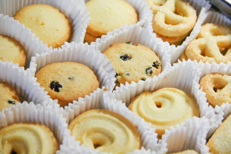 Что подарить на день рождения взрослых