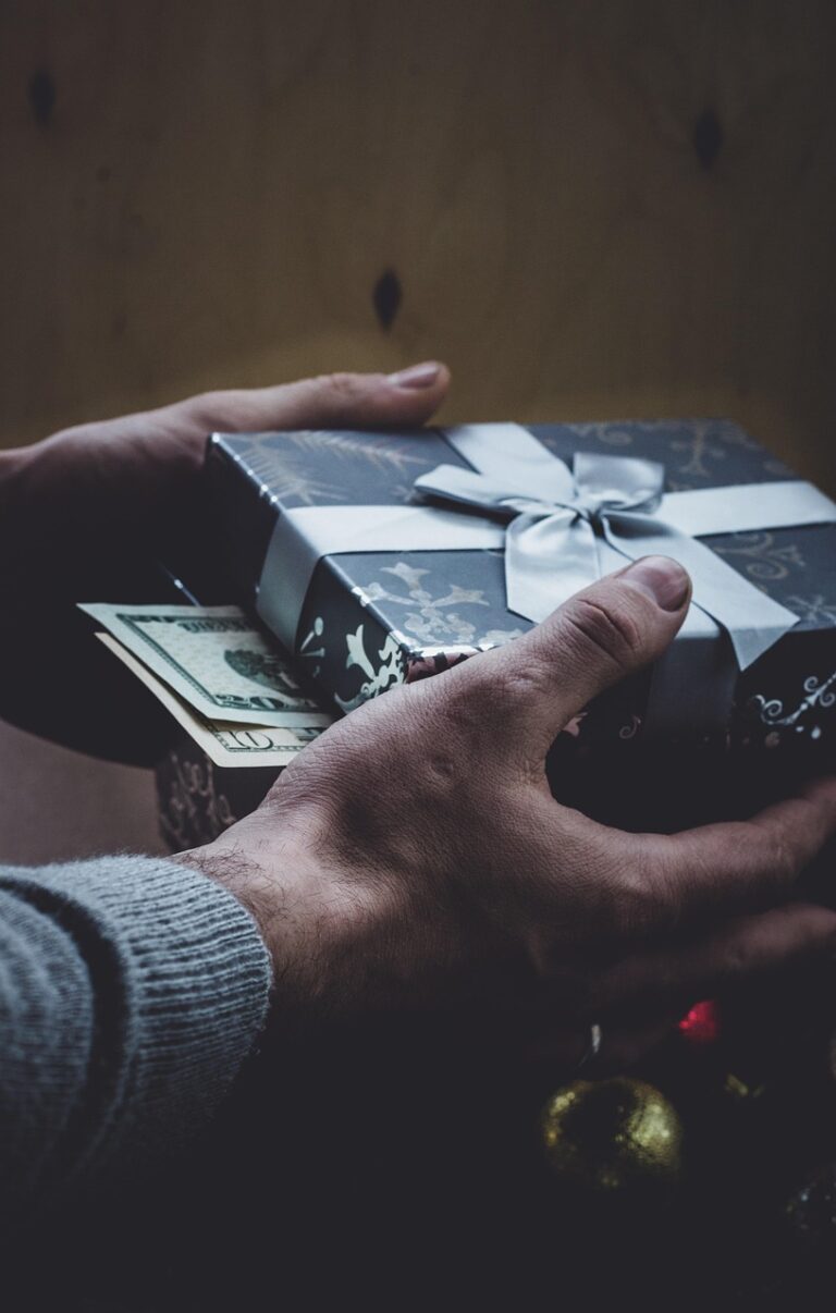 Купить подарок отцу